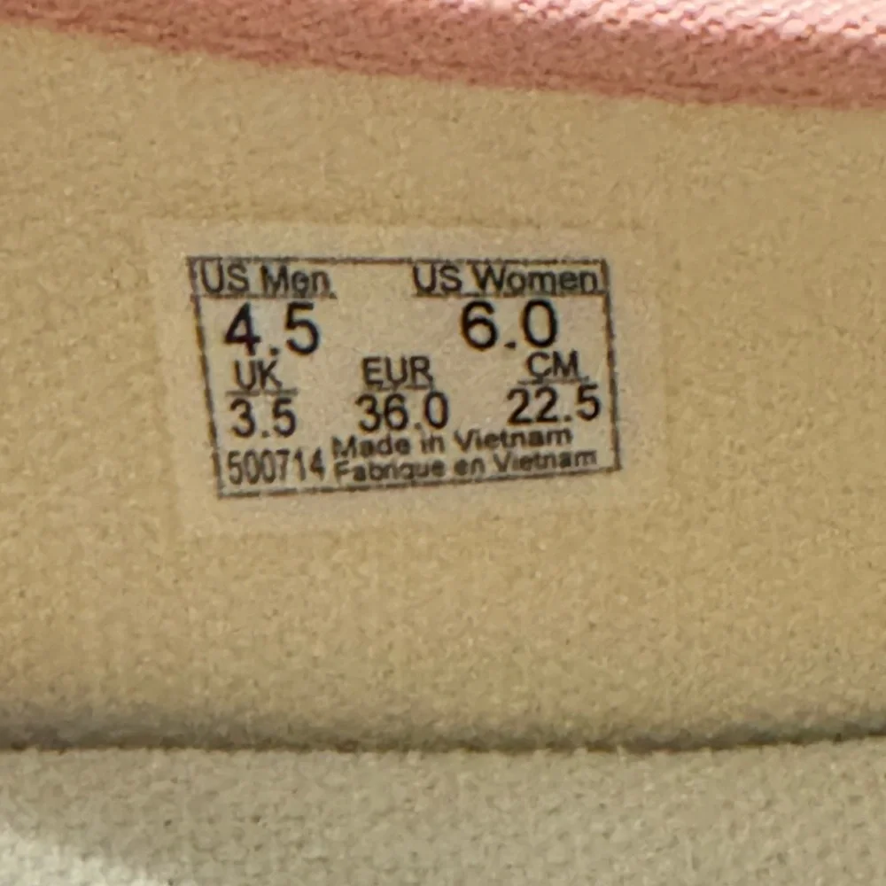 Vans Mary Jane Sneakers in Ballet Pink Satin w/Buckle, NWOB, Women’s Multiple - Picture 13 of 15